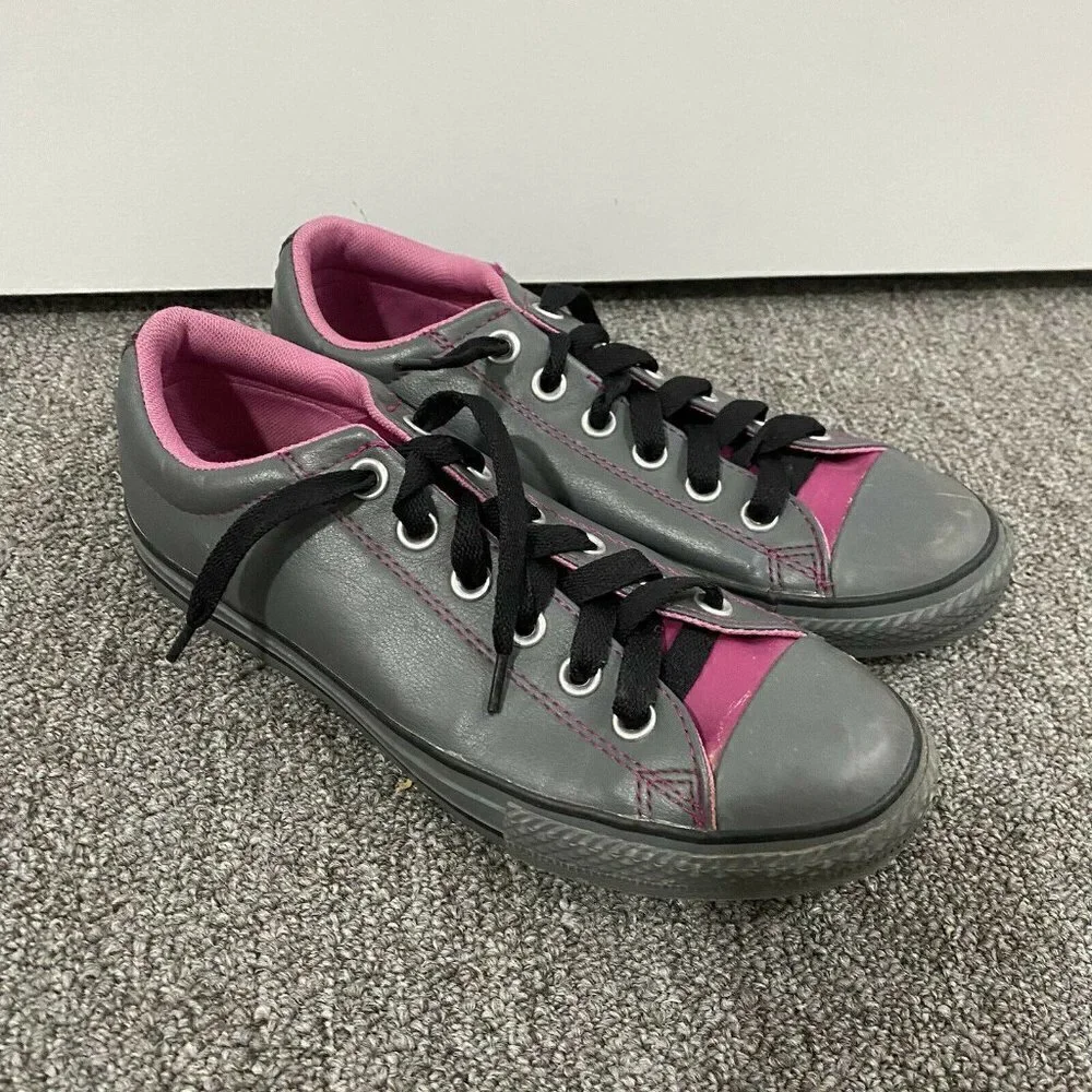 Converse Girls Sneakers Lace Up Gray Purple Junior Size 5 Low Top